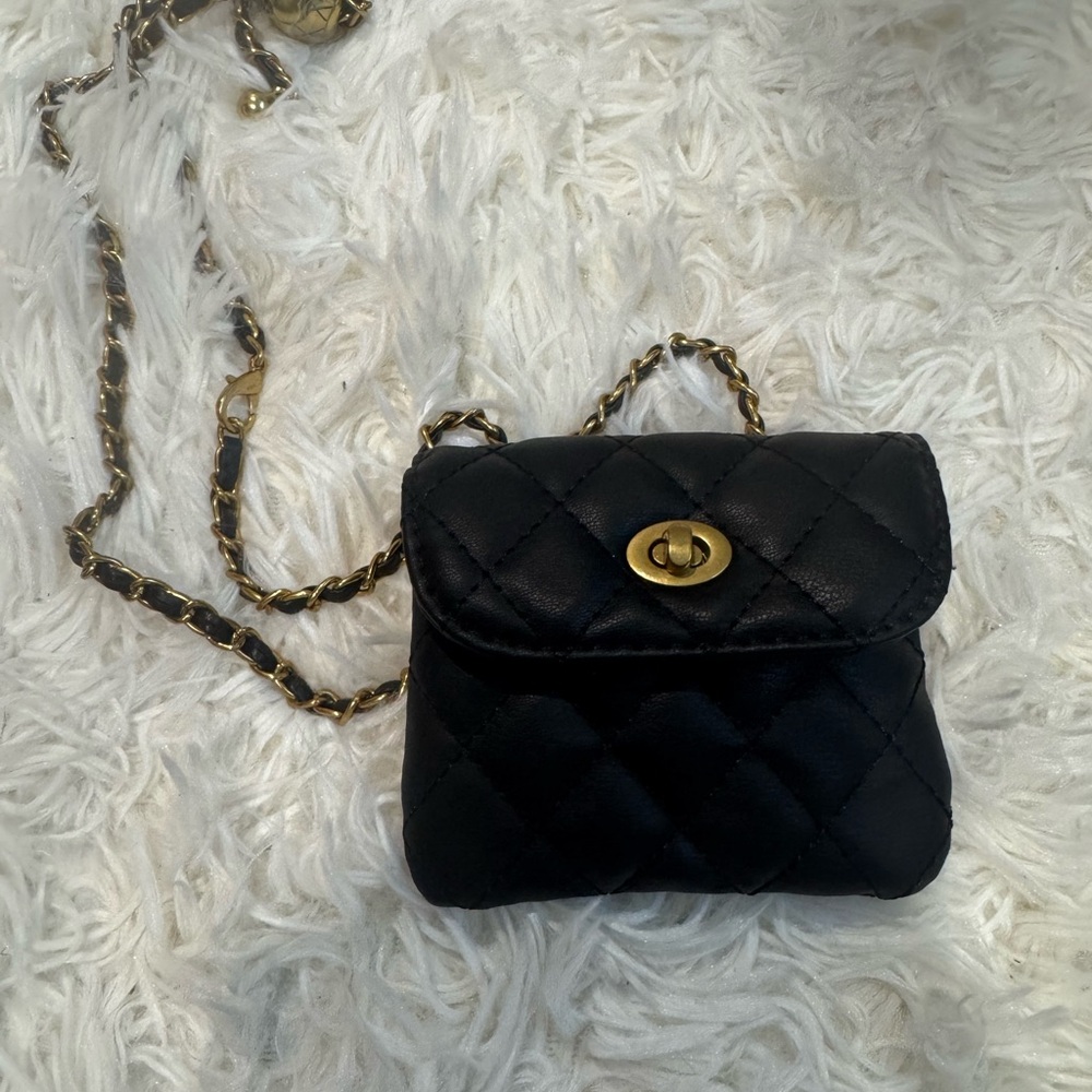 PurseN Black Quilted Mini Bag with Gold Chain
